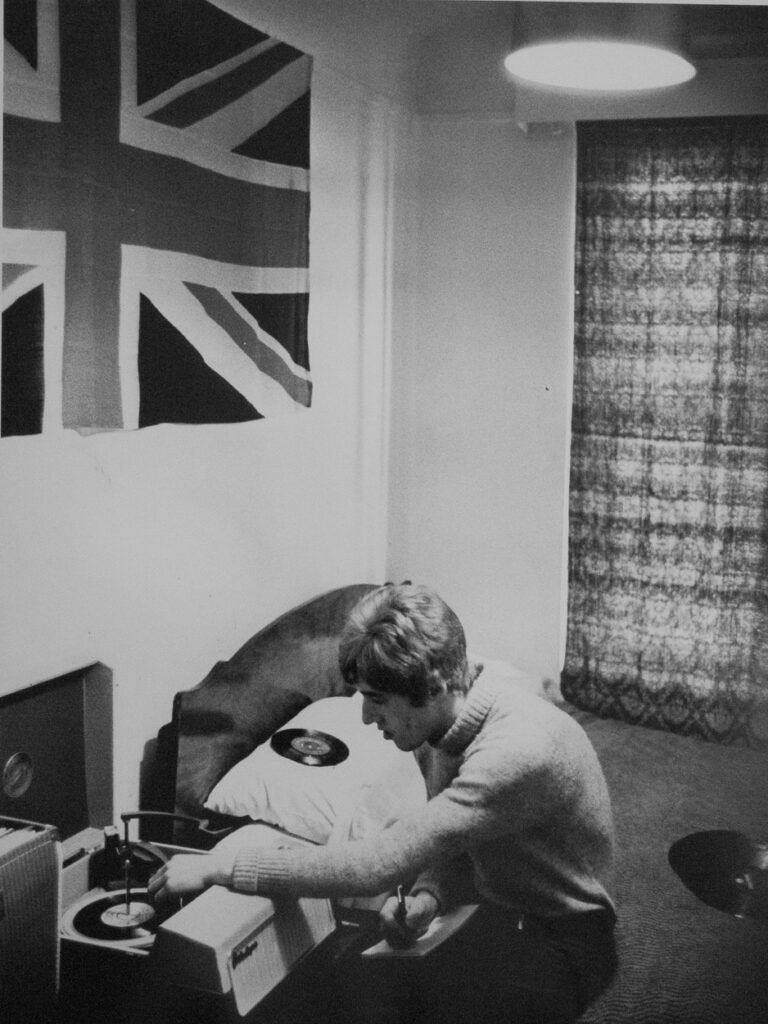 Roger Daltrey at home